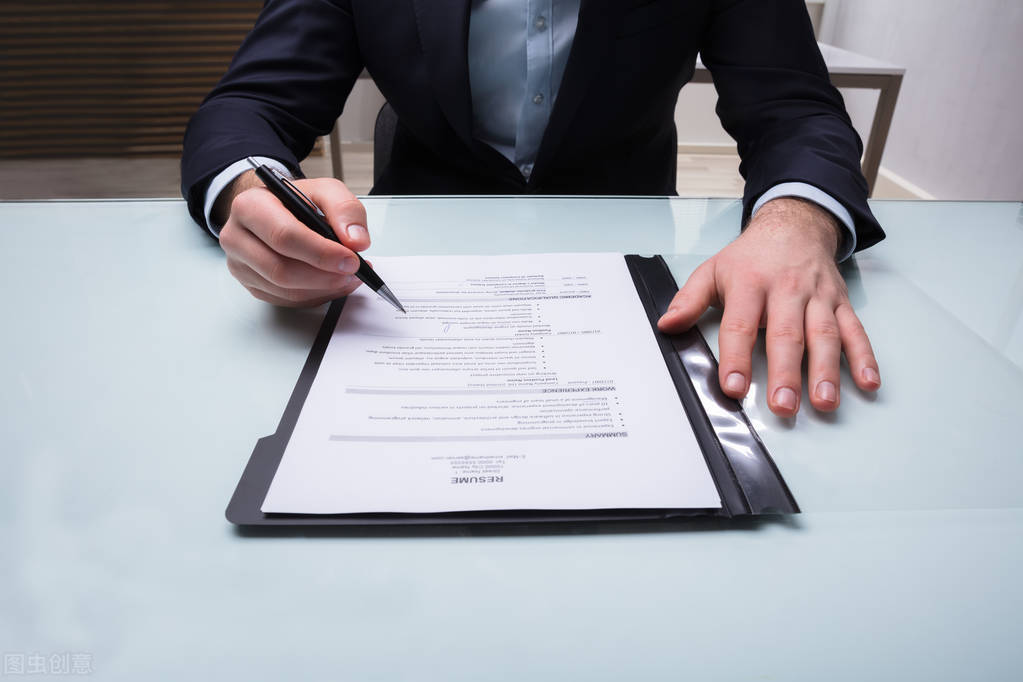 欠钱非法侵入他人住宅如何处罚,讨债非法侵入他人住宅