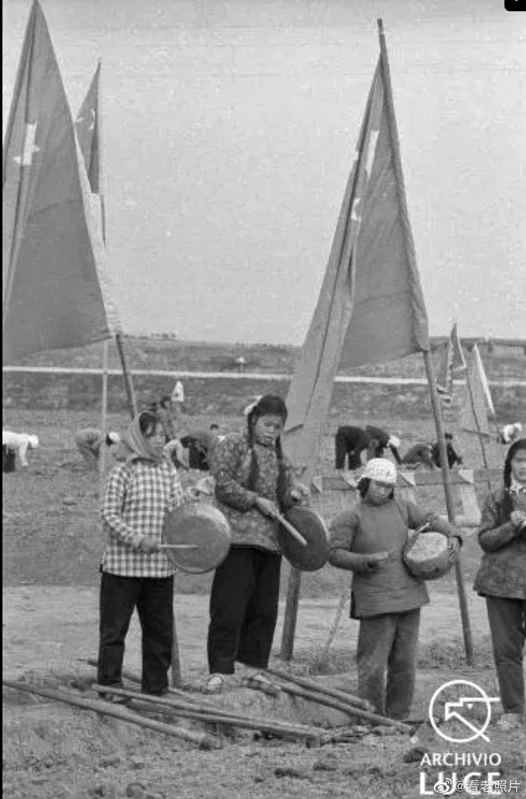 30张经典老照片说说,很有年代感的老照片