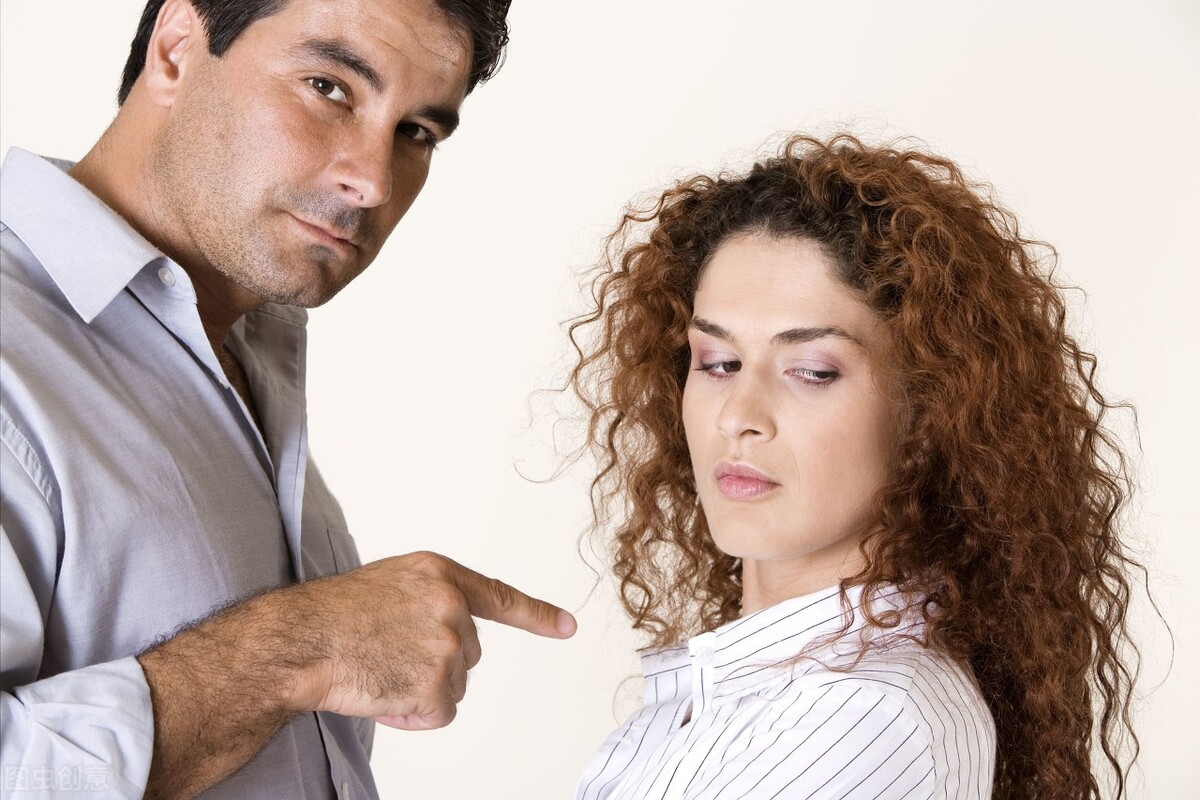 员工状态消极怎么鼓励,对婚姻抱消极状态