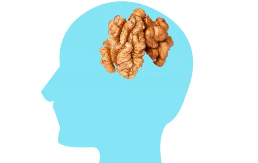 心血管疾病能常吃核桃吗,心血管疾病可以多吃核桃吗