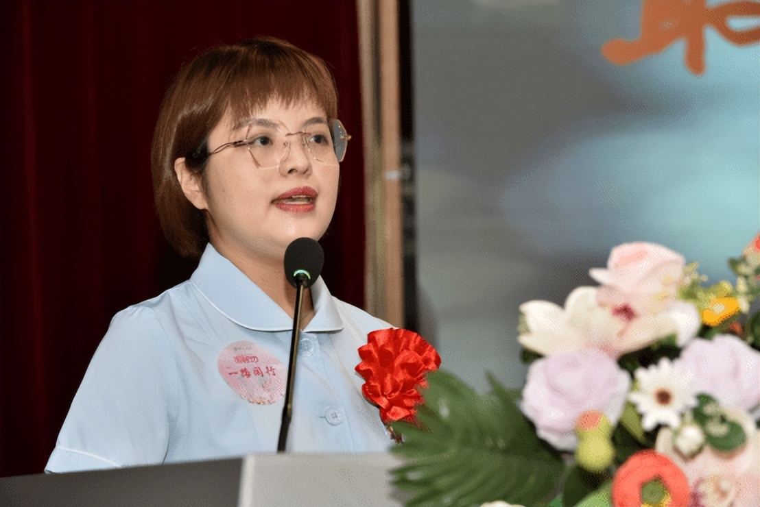 庆祝512国际护士节暨表彰大会,医院召开512护士节表彰大会