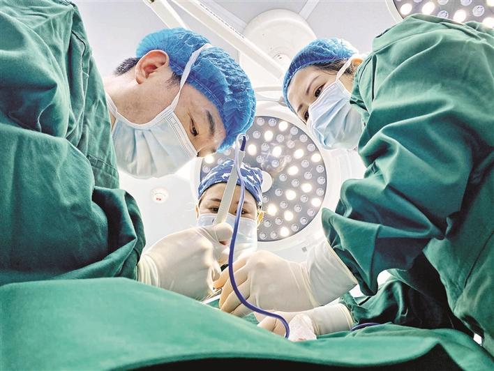 宝安人民医院整形美容科电话,宝安区人民医院烫伤科