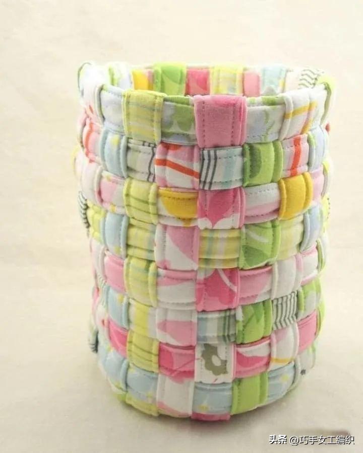 如何用旧牛仔裤做收纳,旧牛仔裤改造收纳袋挂件简单