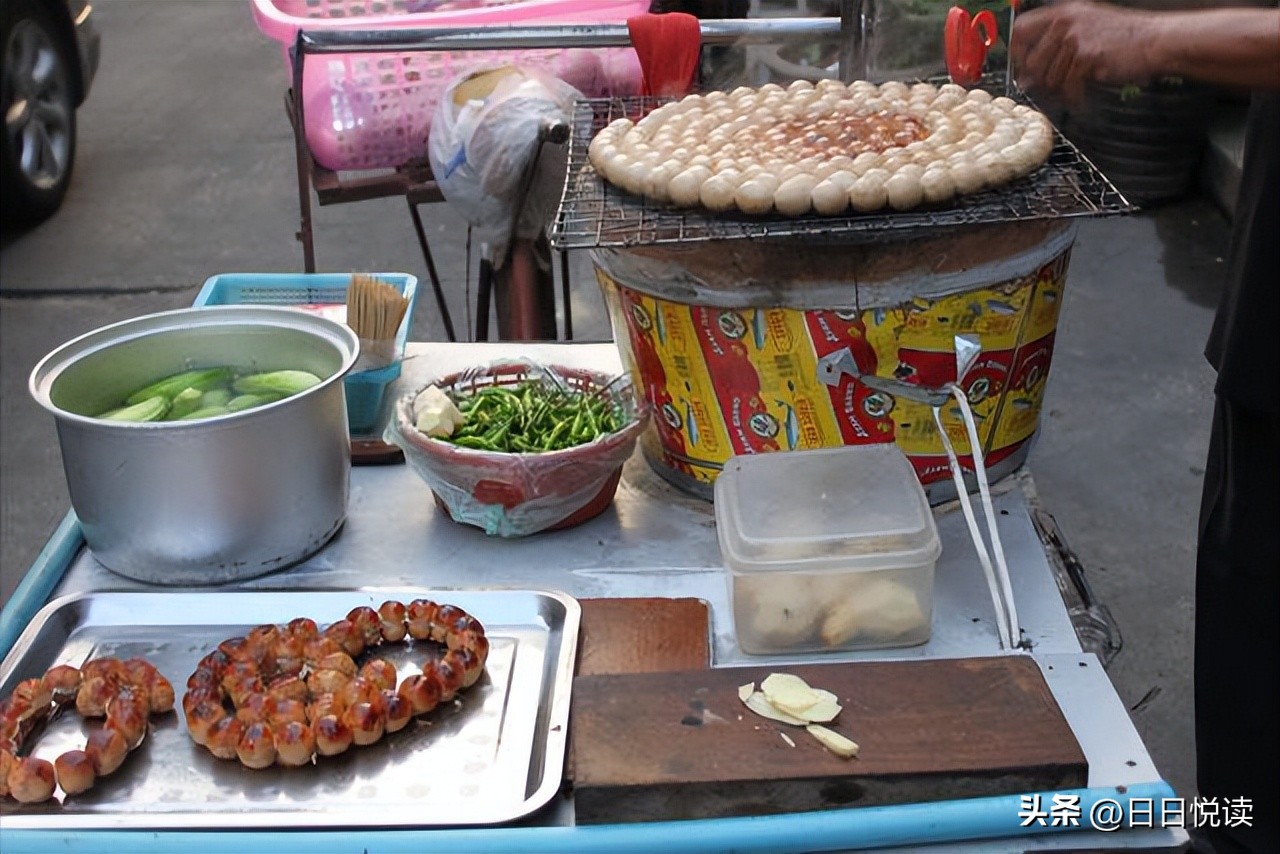 papaya泰国街头小吃,泰国美食街边小吃跳跳虾