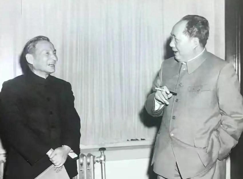 王谦会见*云陈**，全程一句话未说，陈递去纸条：3分钟谈话时间已到