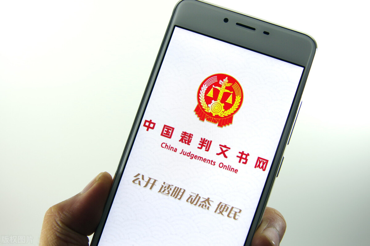 五级伤残后能降低工资吗,五级伤残能安排工作吗