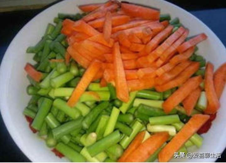 眼睛干涩要吃什么食物比较好,专业保护眼睛干涩的神奇食物