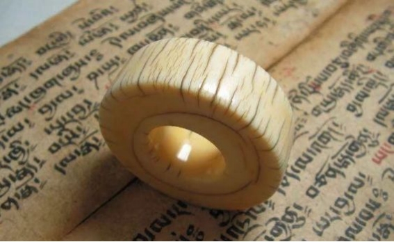 猛犸象牙如何保养不裂,猛犸象牙不盘可以吗