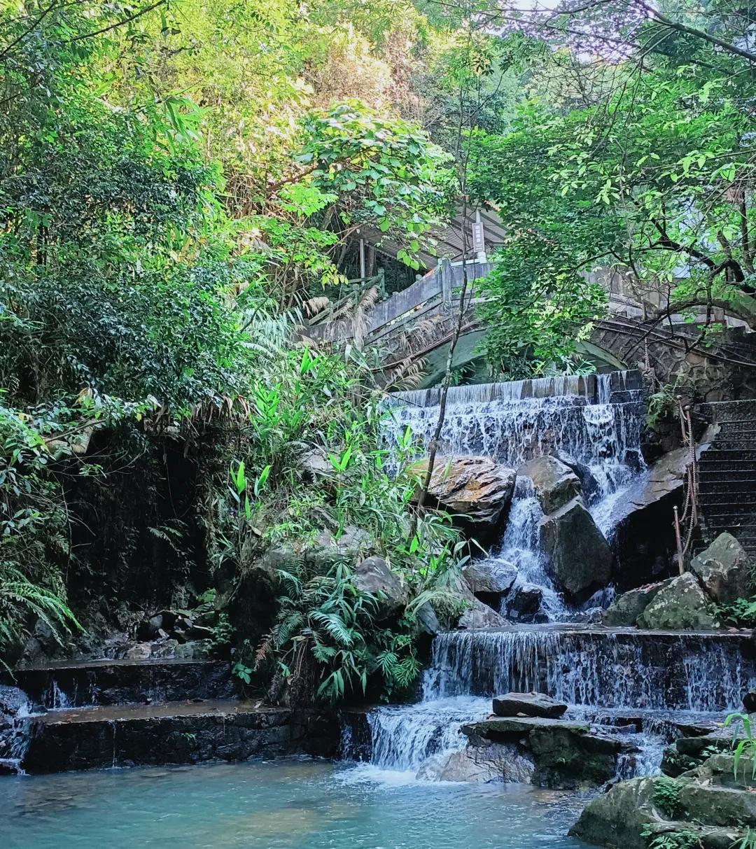 四会奇石河景区的银龙大瀑布,肇庆出发2-3天短途旅游推荐