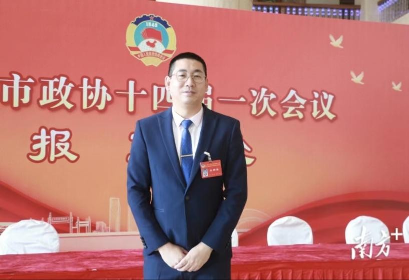 市政协委员张书羿：积极推广校园足球引导更多青少年爱上体育运动