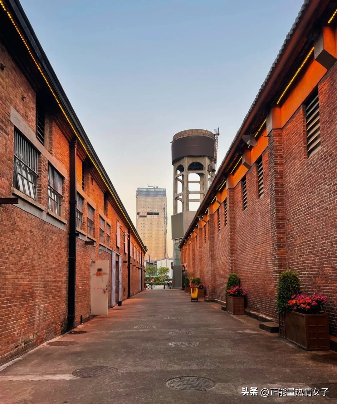 夜晚的广州太古仓码头,广州好玩的地方太古仓码头