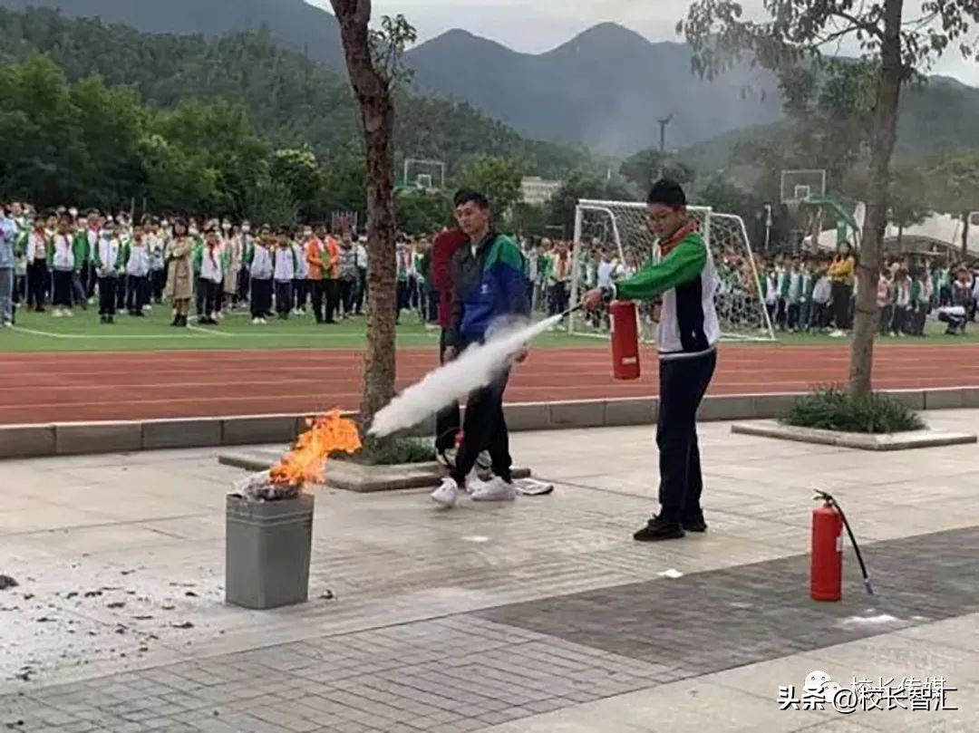 成国黄：打造美好教育赋能提质增效