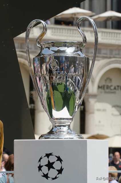 本泽马欧冠进球超越梅西,本泽马评价梅西足球先生