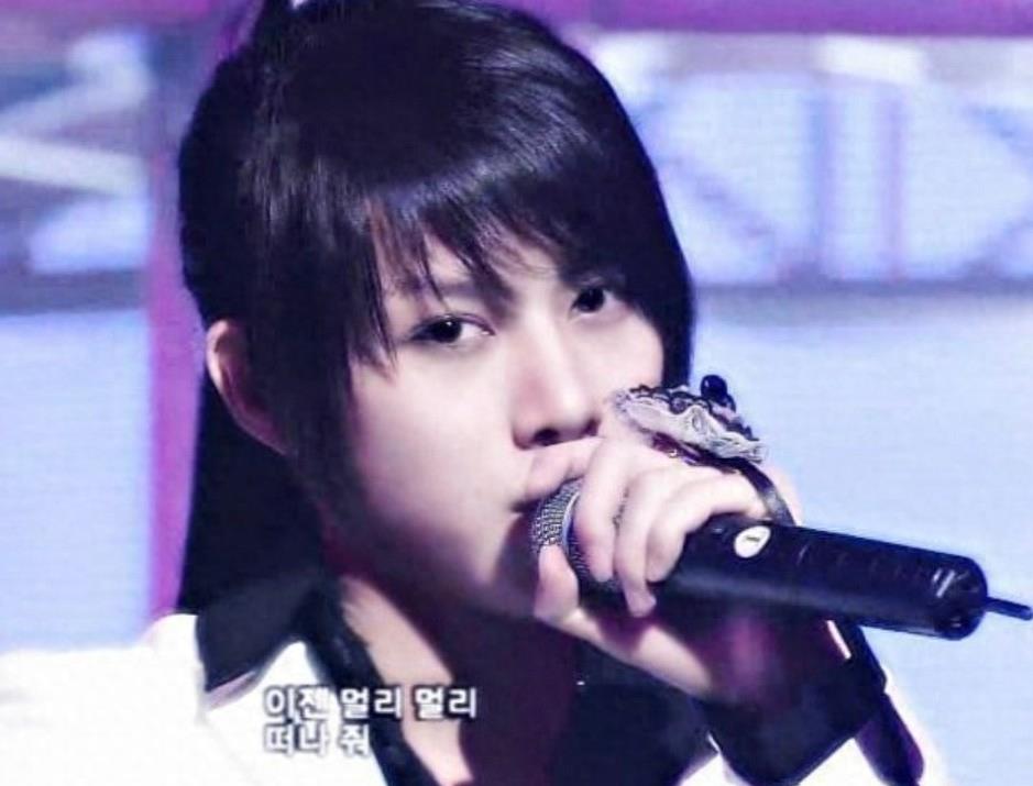 金希澈唱艺声part,金希澈艺声认哥