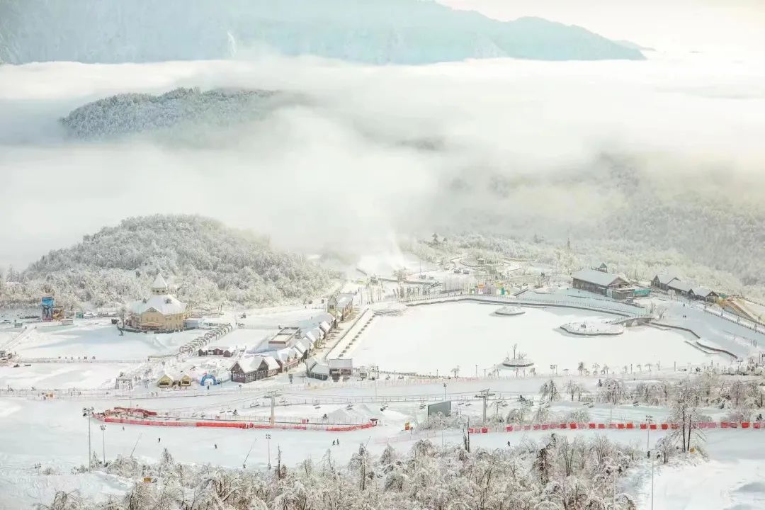西岭雪山南国冰雪节活动策划,成都西岭雪山活动