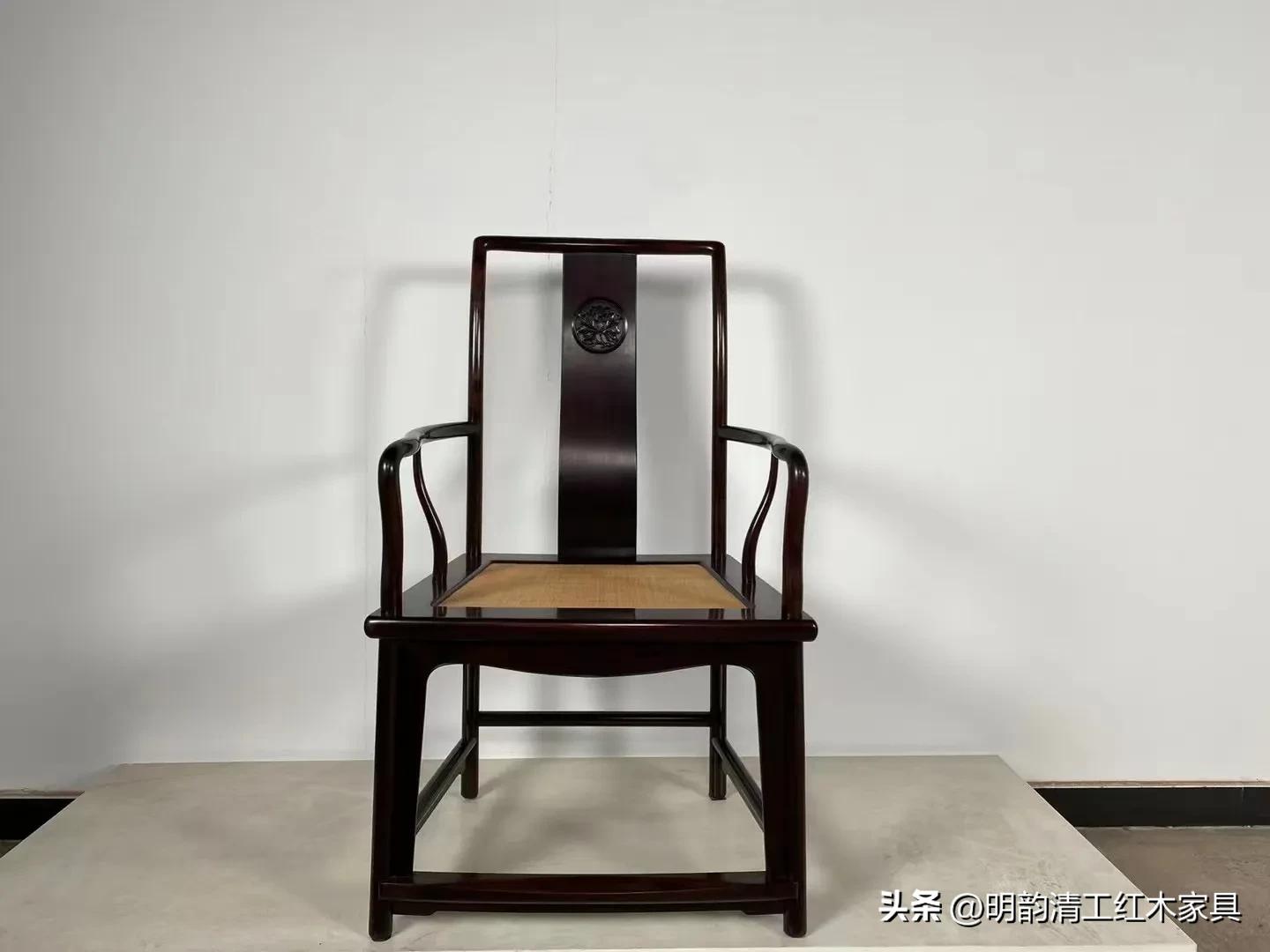 红木家具开裂比较大怎么修复,红木家具开裂怎么处理