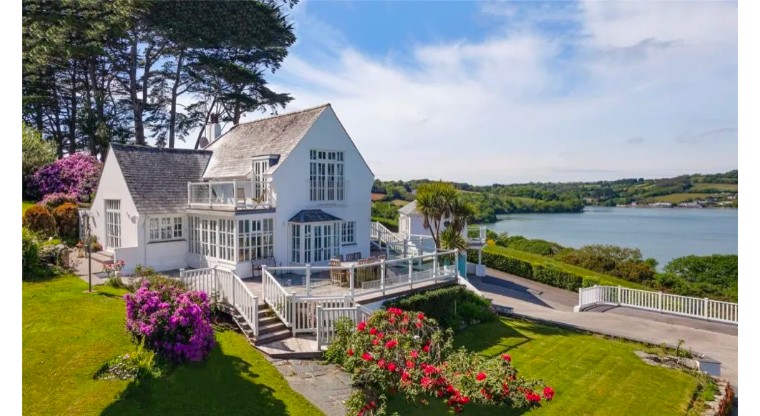 2022年英国住宅市场回顾暨2023年春夏季展望