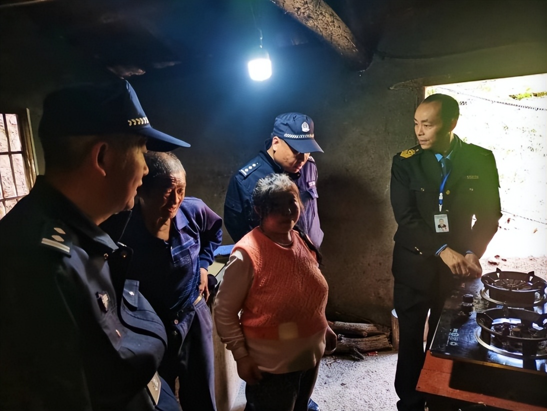 假冒伪劣燃气灶,冒牌燃气灶被抓