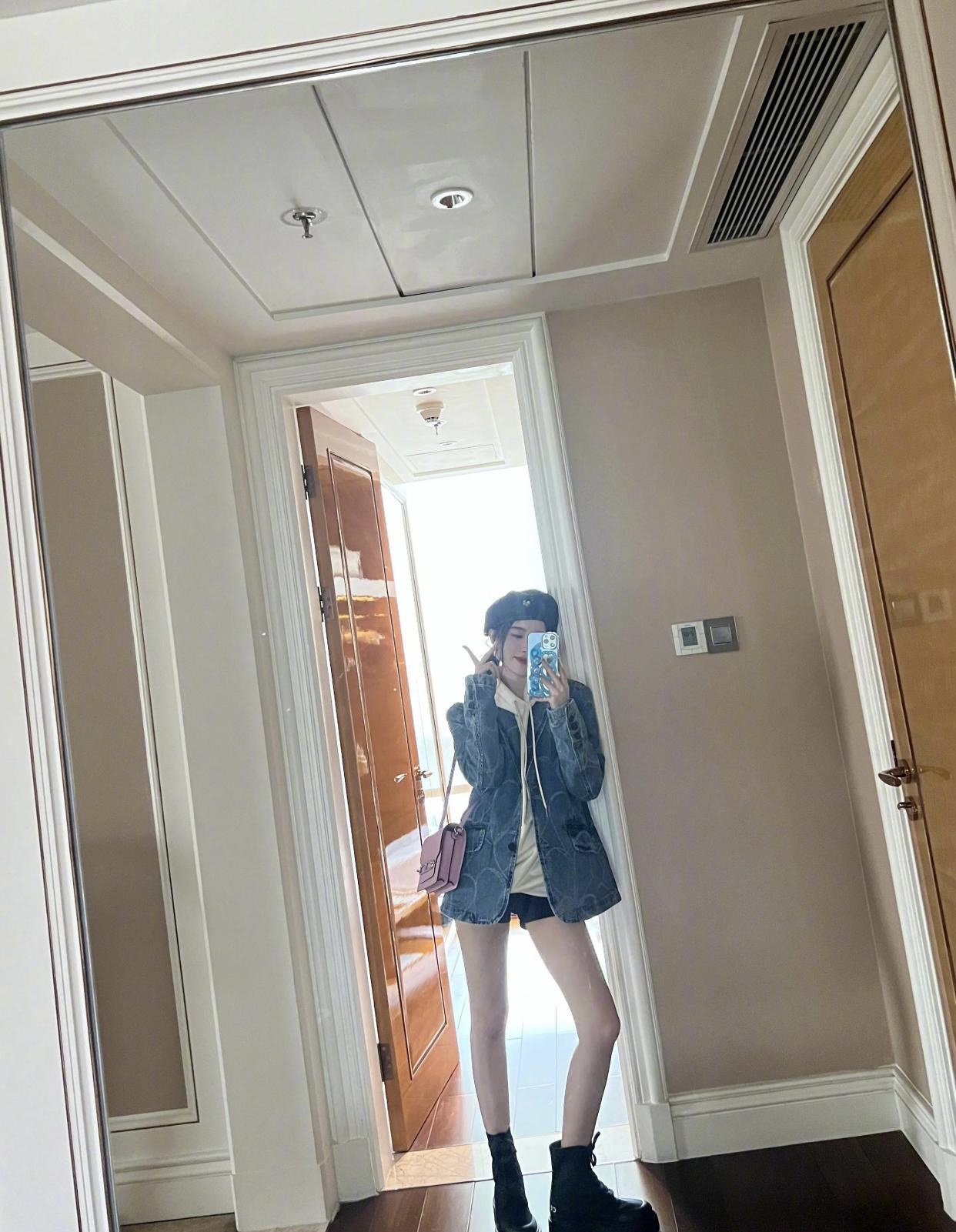 鞠婧祎的腿真的是又细又白吗,鞠婧祎的腿现在怎么样了