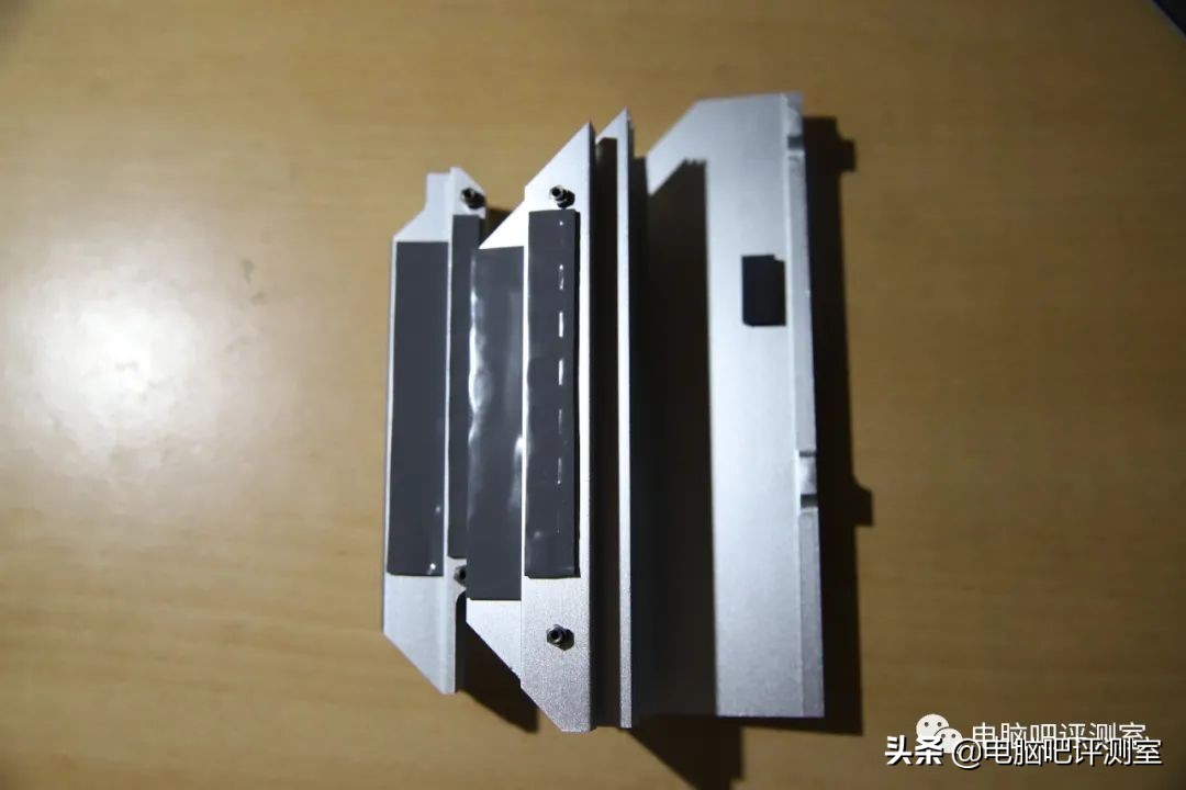 七彩虹b660m-hddeluxev20,七彩虹b660mgamingfrozen评测