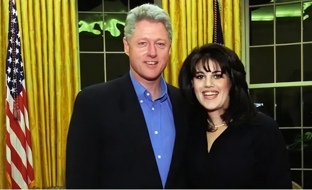 克林顿“拉链门”：美国著名性丑闻，总统2年与实习生偷情10次