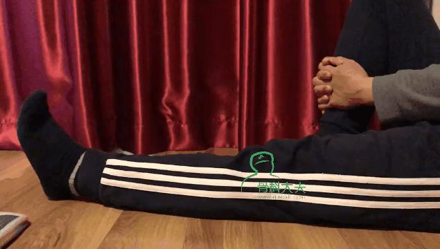 手术后腿肿适当活动好还是卧床好,做完手术腿肿吃什么药