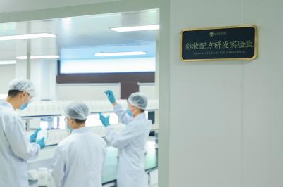 三年做到15亿！从籍籍无名到极速破亿，花西子如何走出破圈之路？