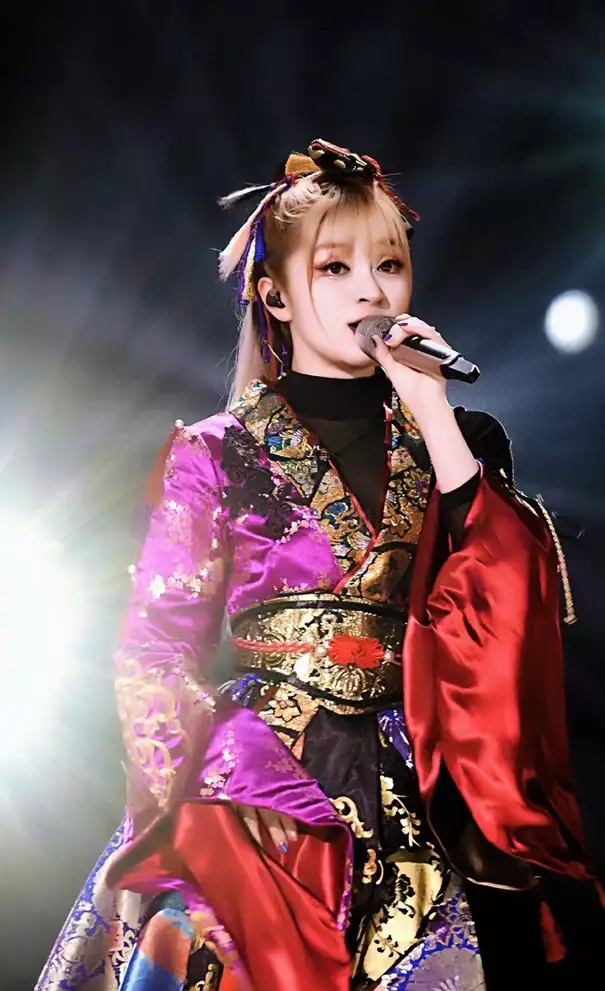 美依礼芽时隔六年再跳极乐净土,美依礼芽是不是跳极乐净土