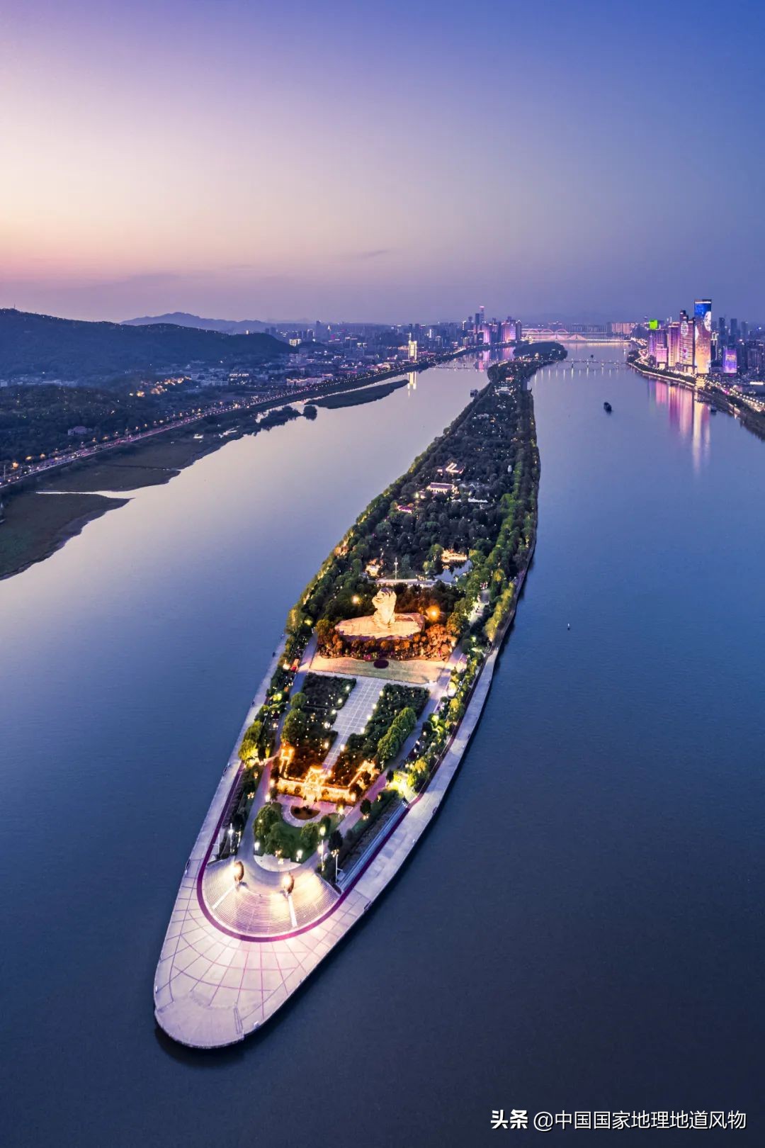 中南财经大学和中南大学法学对比,中南大学哪个系最强