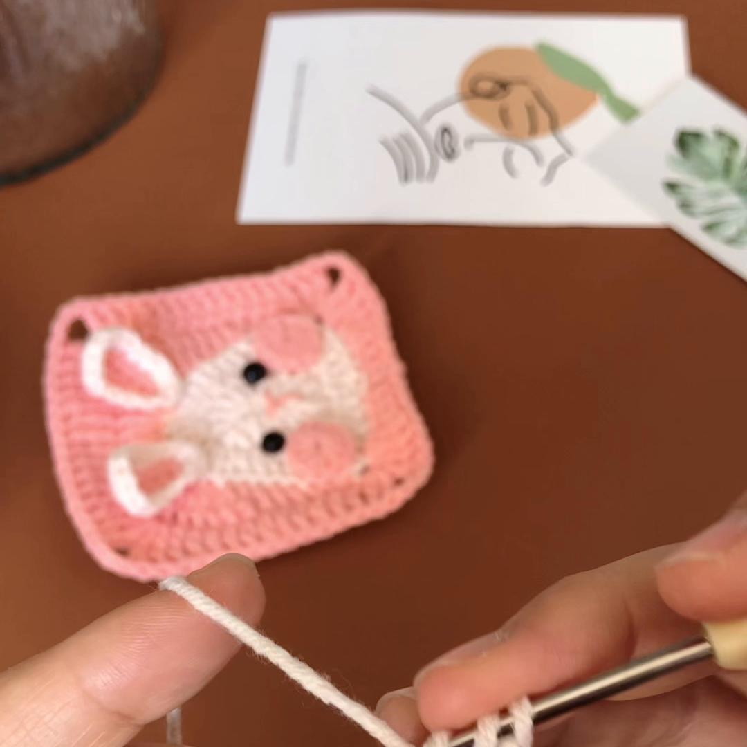 祖母格兔子耳朵缝合教程,手编祖母格大耳朵兔子编织教程