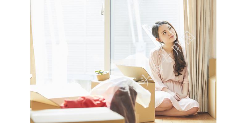 十一岁男孩应不应该跟父母分床睡,男孩几岁不能和母亲一起睡