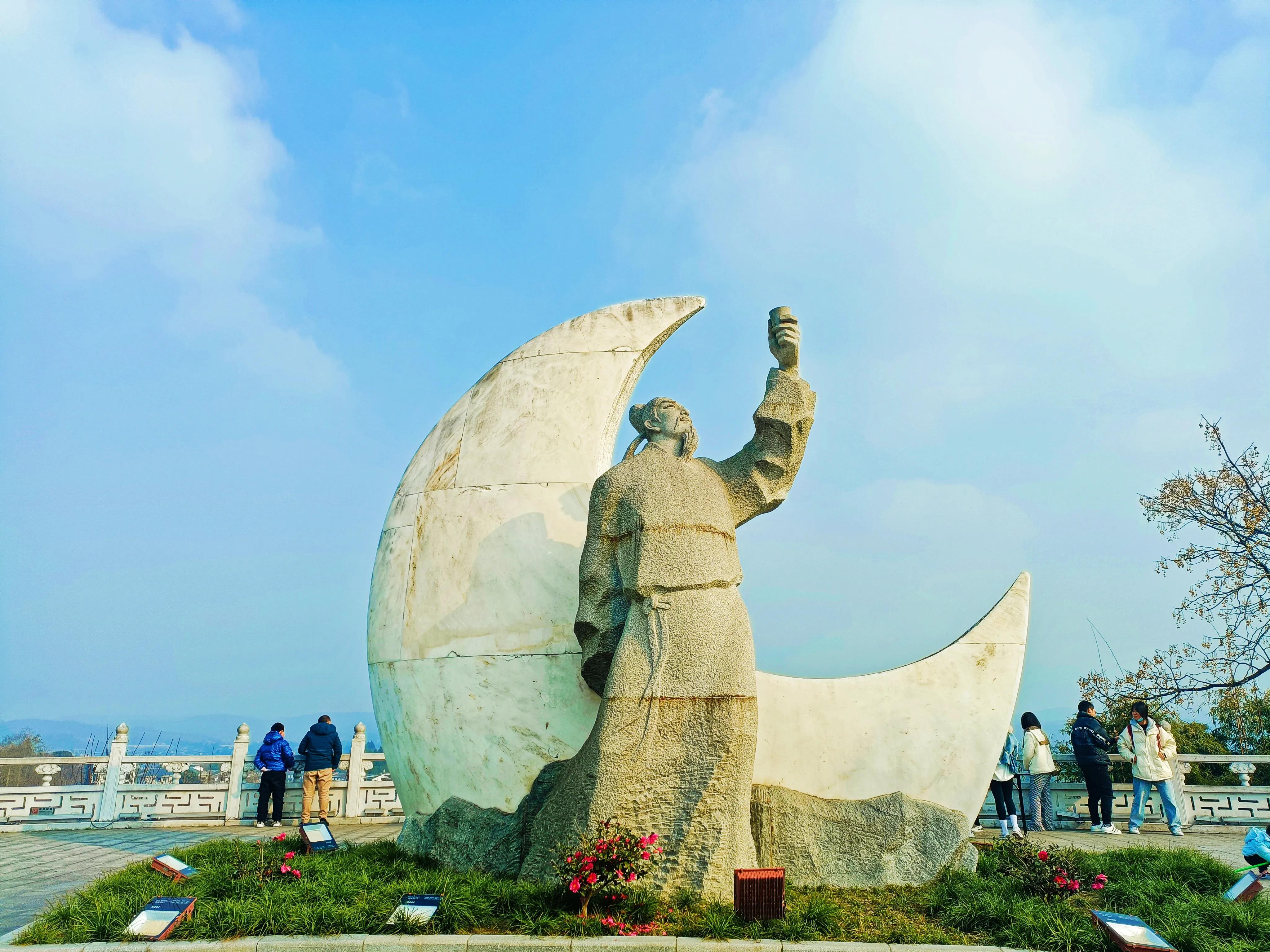 李白晚年为什么发现酒隐安陆,李白酒隐安陆时创作的诗作