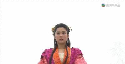 露裤衩引尼姑注意，猪脑导演画风独特！