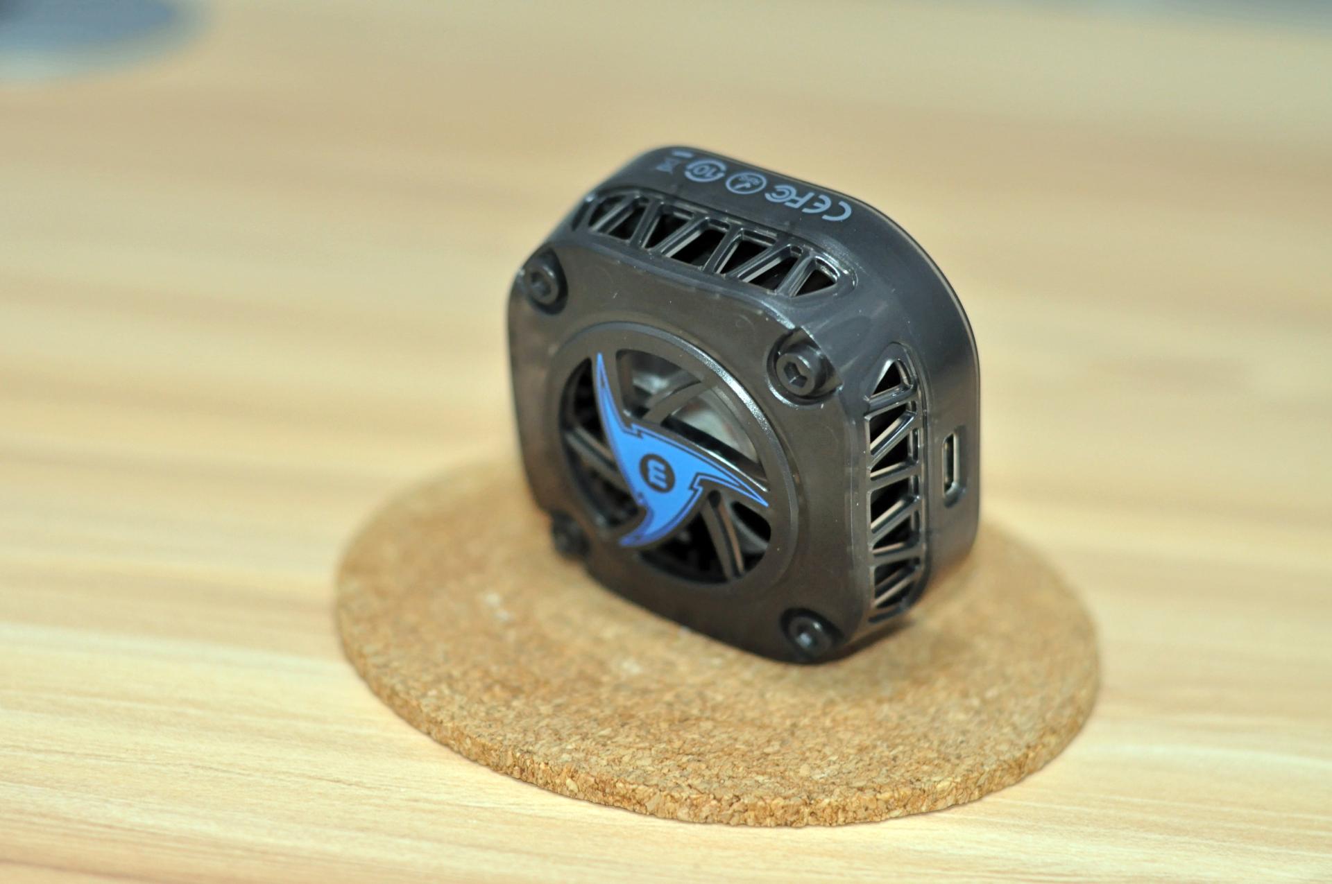 摩米士手机散热器直播专用,摩米士充电散热器二合一怎么样