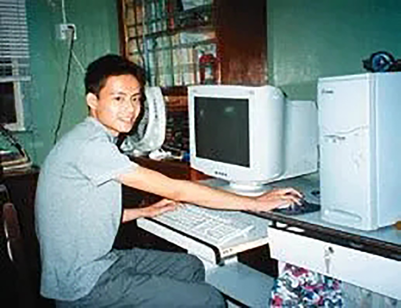 2001年高考满分作文赤兔之死译文,2001江苏满分作文赤兔之死谁写的