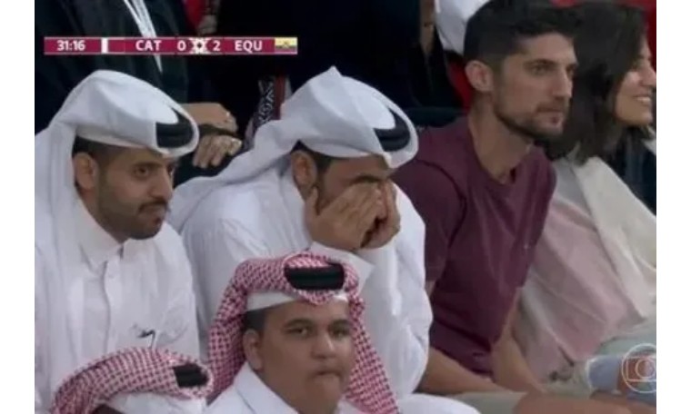 英国太太团包下豪华游轮,英格兰太太团入住多哈港豪华游轮