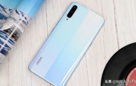 1000到1500安卓手机性价比最高的,1000到1500性价比高的手机2021