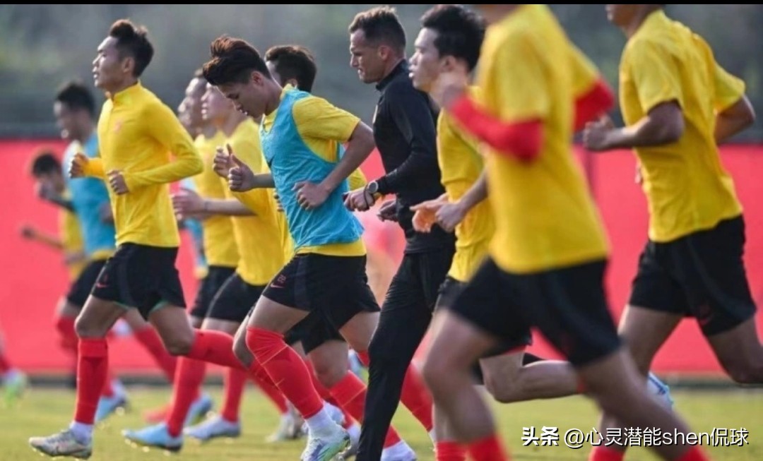 国足2:0对日本,2-2国足谁赢