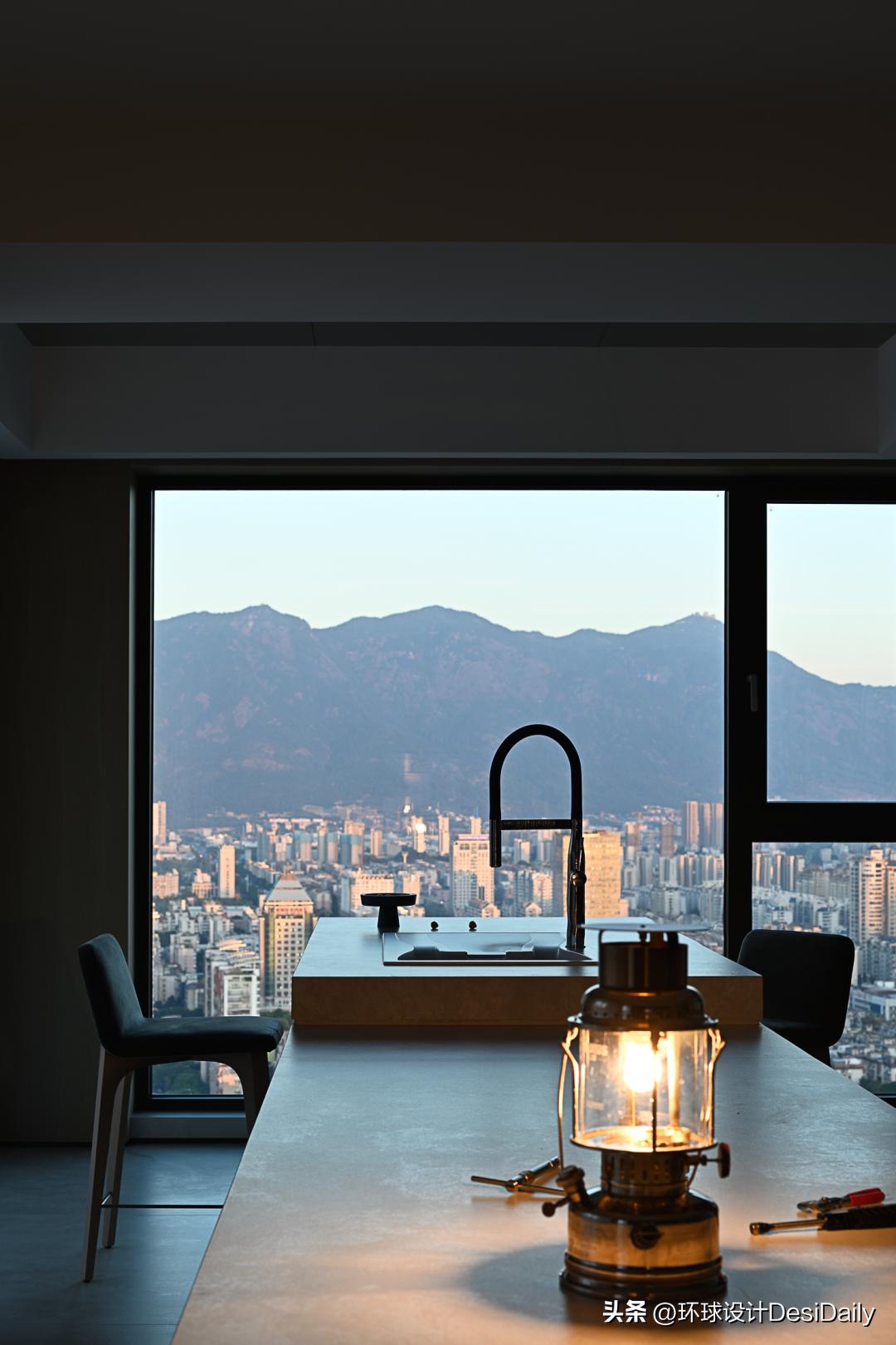 首发.刘捷｜680㎡极简顶复，空纳万境【环球设计3124期】