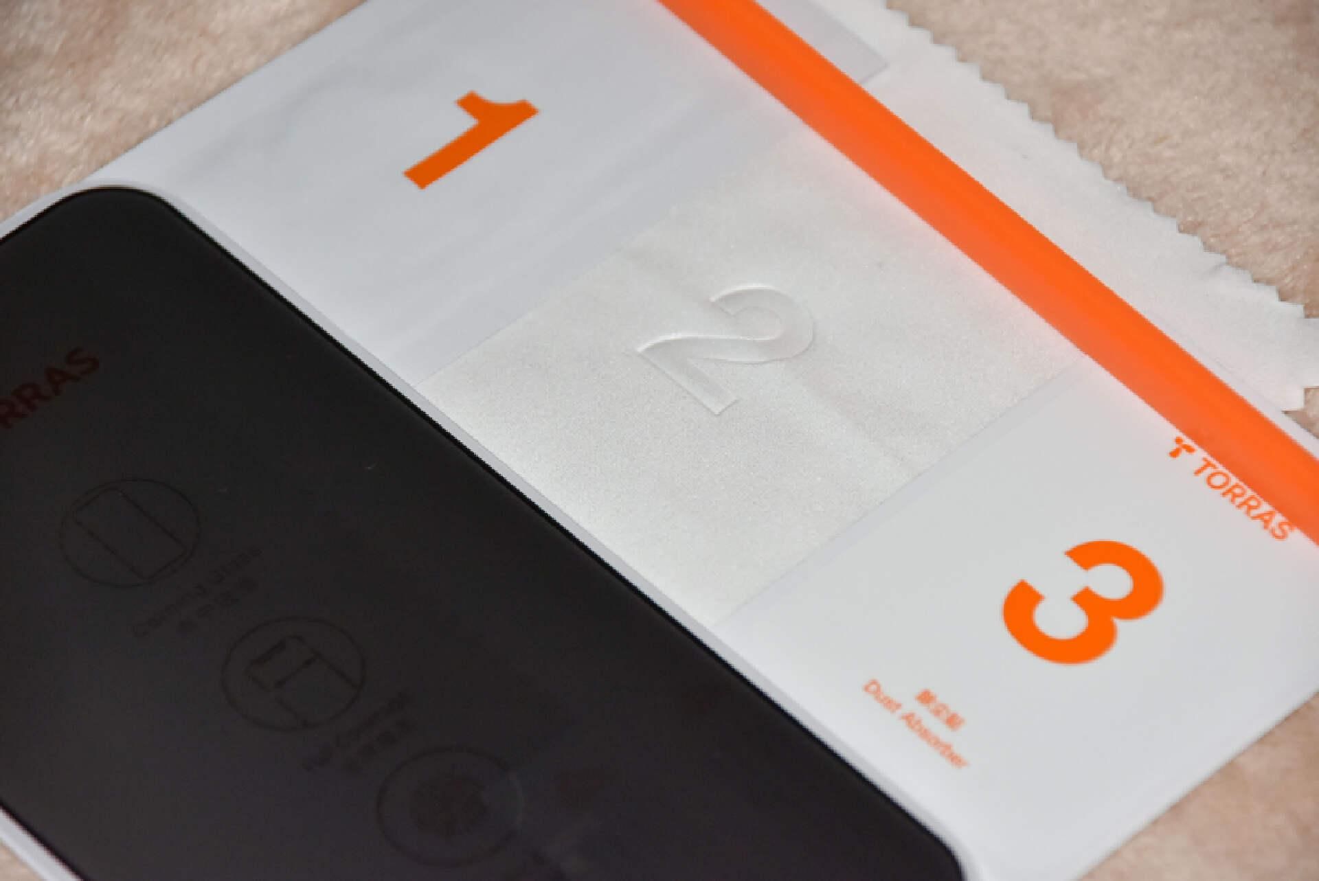 图拉斯iphone14pro防窥膜,iphone14图拉斯膜评测