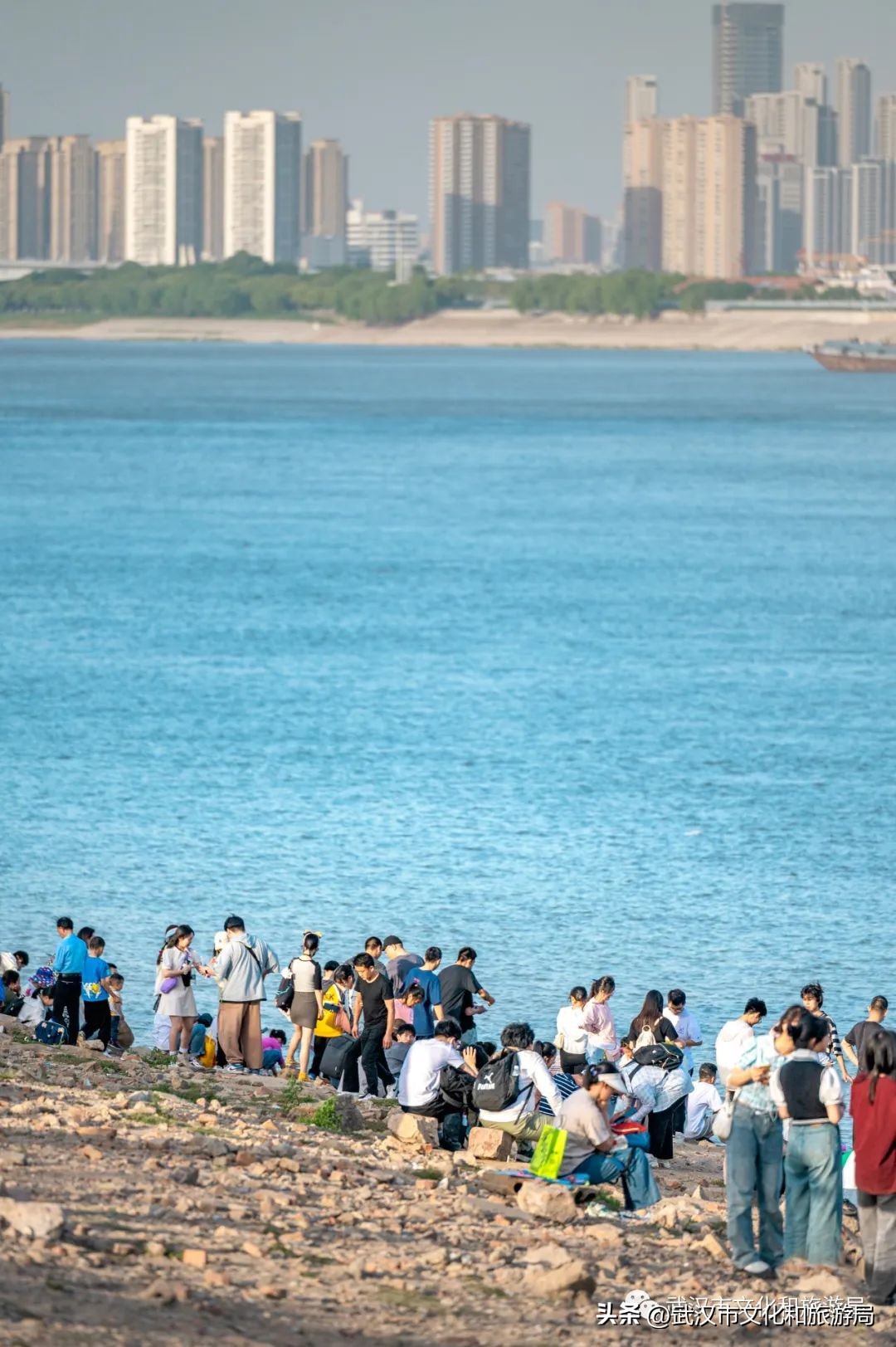 武汉的三个高度,武汉最高点在哪里