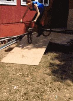 千万不要轻易穿抹胸吃火锅！