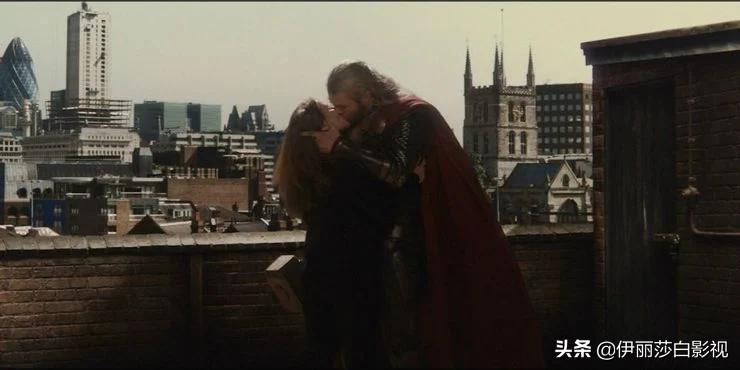 漫威电影里的那些隐藏彩蛋和细节,漫威19部电影的彩蛋解析