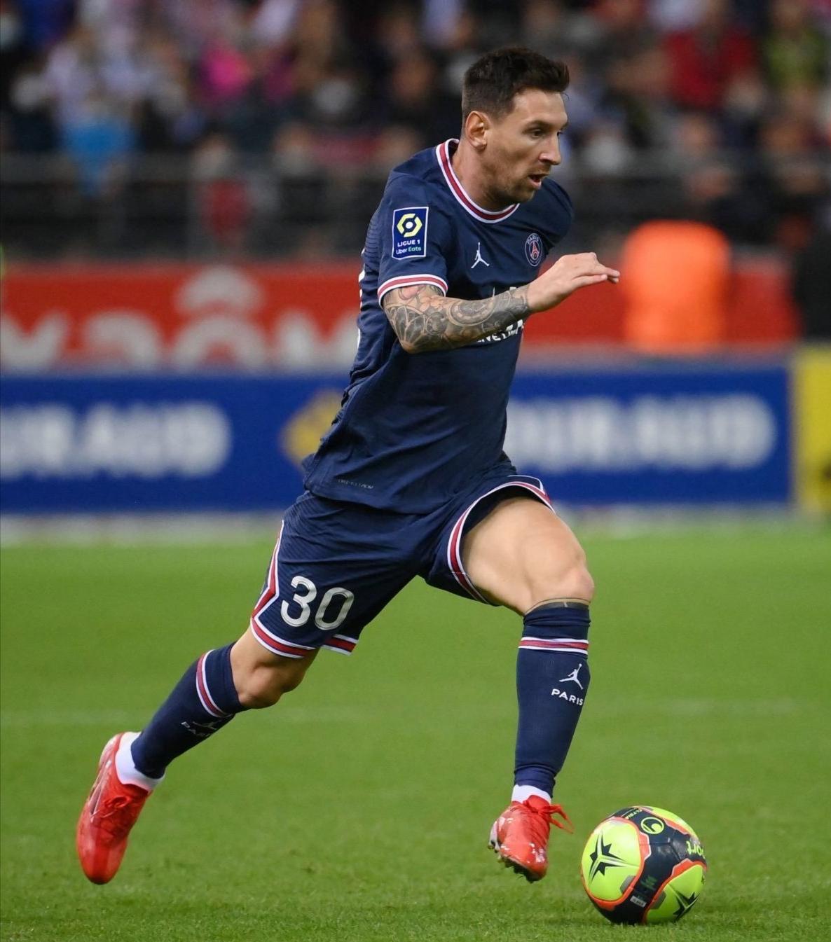 为足球不顾一切,为足球而生唱歌