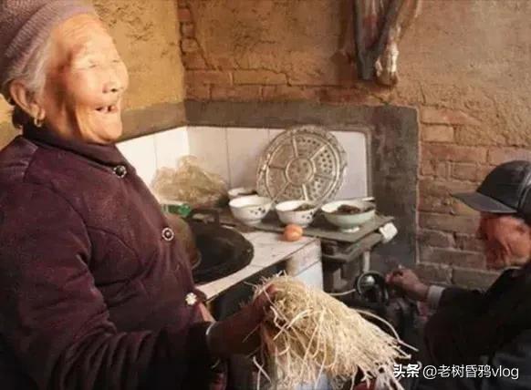 被日军凌辱后杀害的抗日英雄,抗日战争女英雄双枪打死日本军官