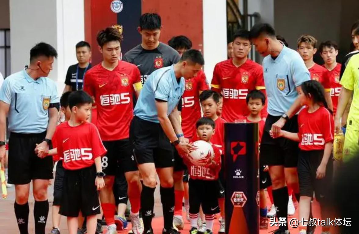 广州对战四川,广州队对四川队比赛