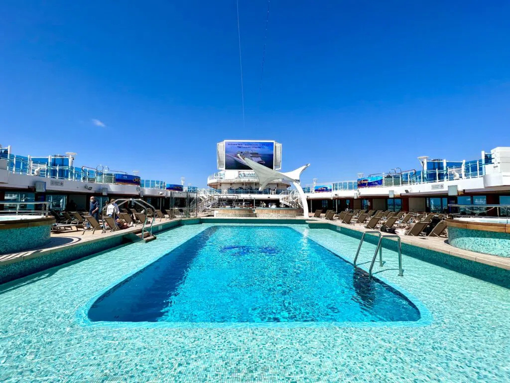 惊艳游轮,全球十大顶级豪华邮轮介绍