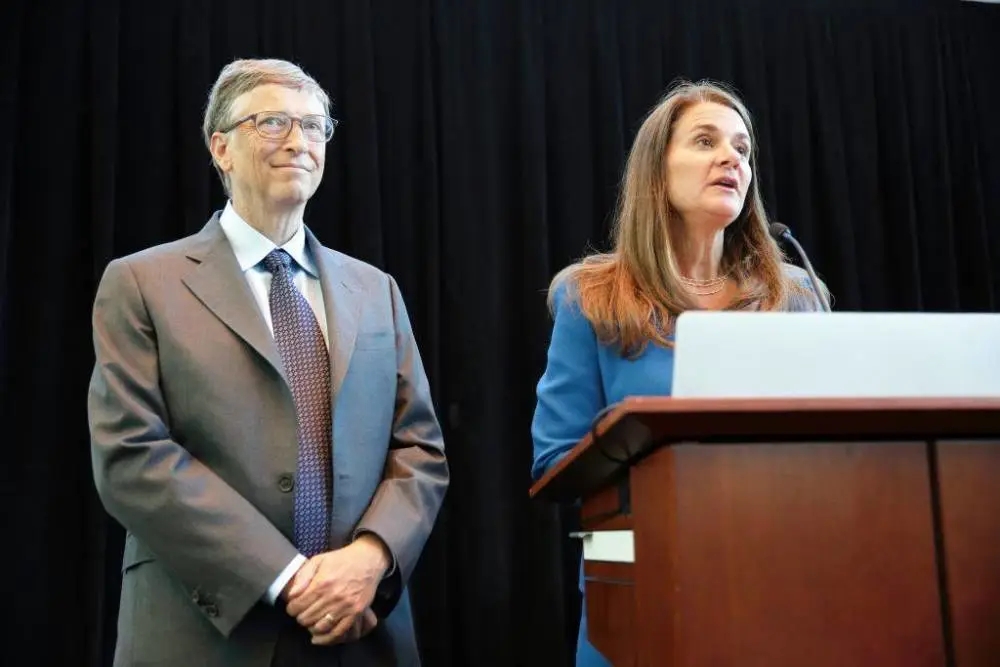 比尔盖茨和马斯克相继访华，一个回去做首富，一个直奔非洲做慈善