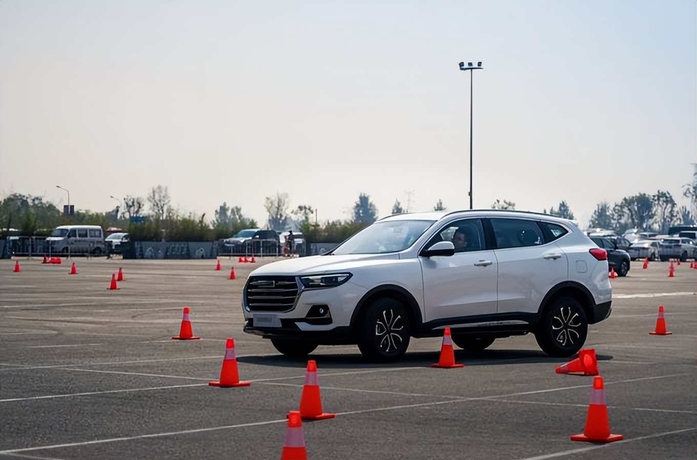 荣威rx5顶配沉浸式体验,荣威rx5豪华版试驾视频