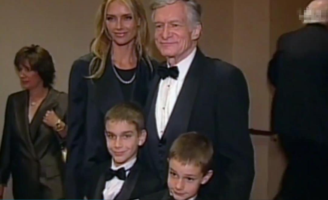 “高级小黄书”创始人：扬言与上千名女人上过床，86岁娶26岁嫩模